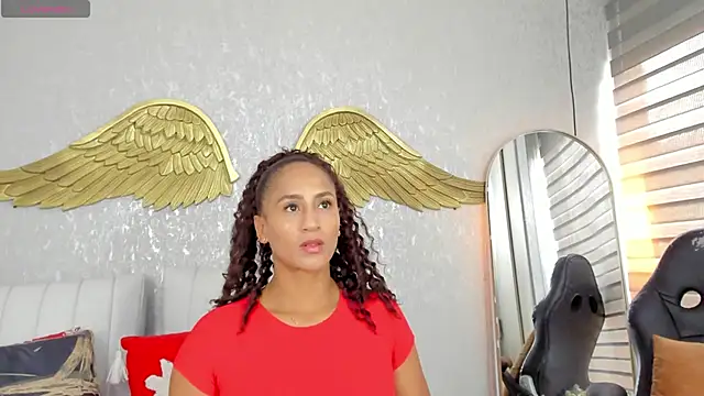 EmmaFerrary online show from April 23, 9:39 pm