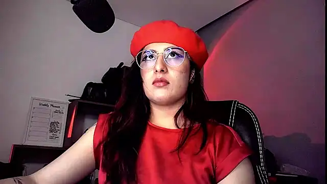 Snapshot of Scarlett_Sen chatting on September 13, 3:42 pm Scarlett Sen online show from September 13, 3:42 pm