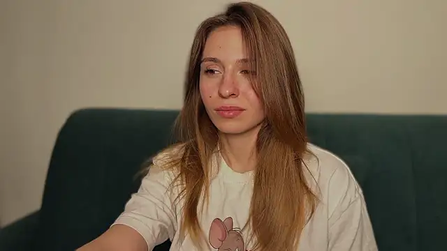 LovelyKatea online show from March 12, 6:43 pm