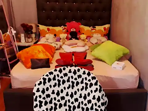 UnMarriedwifeTSX online show from April 28, 1:47 am