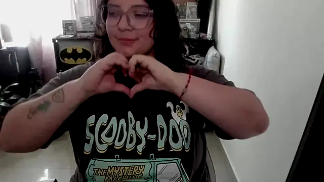 aika-dreams online show from April 19, 6:10 pm