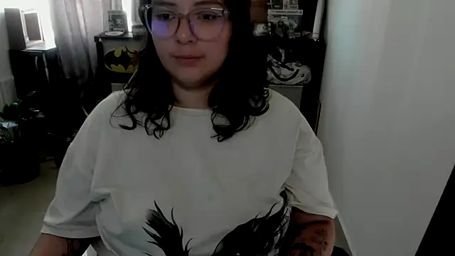 aika-dreams online show from April 26, 1:42 pm