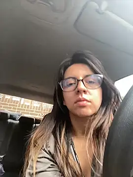 Maggie Fox3 online show from April 7, 8:55 pm