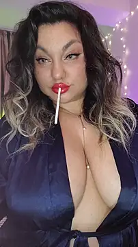 Larissa K online show from January 7, 4:21 pm