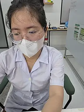 HinaLovely online show from July 7, 5:10 am