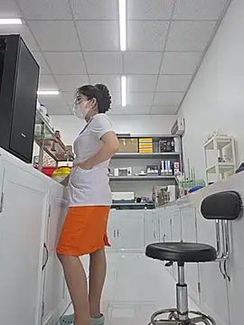 HinaLovely online show from July 4, 3:35 am