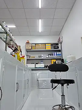 HinaLovely online show from April 23, 9:17 am