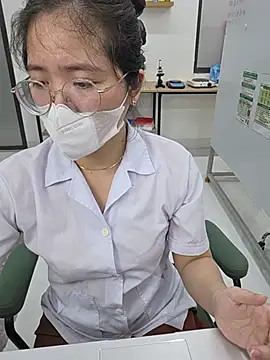HinaLovely online show from July 7, 7:23 am