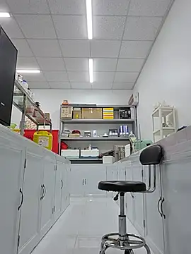 HinaLovely online show from June 13, 3:26 am