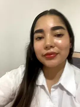 DulceChloe99 online show from January 7, 1:20 am