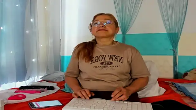 anthonela mature  online show from April 25, 5:32 pm