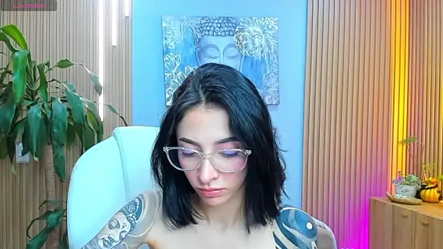 barbie scoth  online show from April 18, 2:36 am