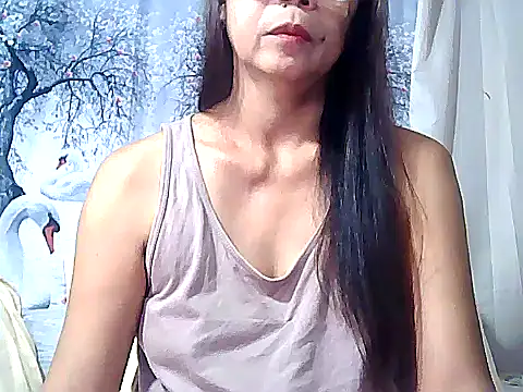 Snapshot of urwife_tobe chatting on September 28, 7:41 pm urwife tobe online show from September 28, 7:41 pm