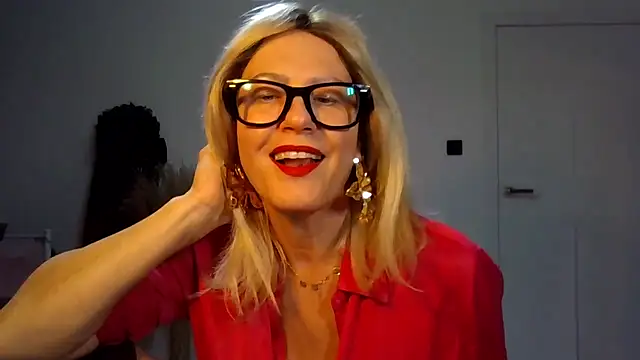 AdeleMILF online show from October 20, 6:11 pm