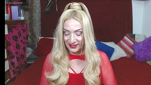 elena evans online show from April 25, 5:21 pm