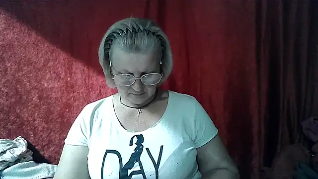 Gina Marlyn online show from June 12, 8:39 pm