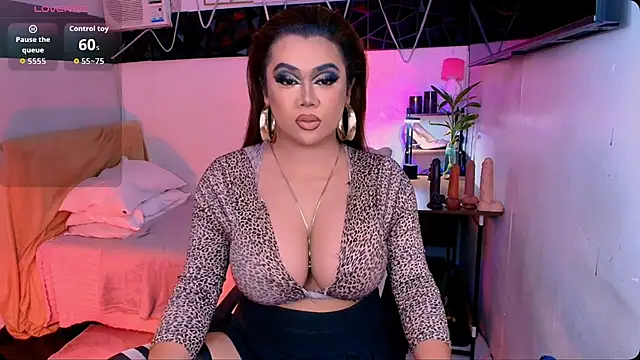 asiankatyhuge online show from July 27, 1:46 am