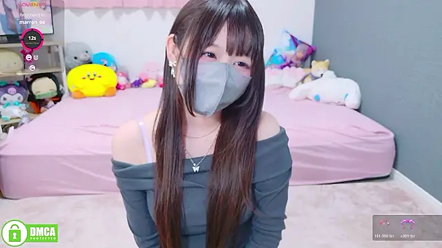 -M Hinano  online show from October 23, 2:01 pm