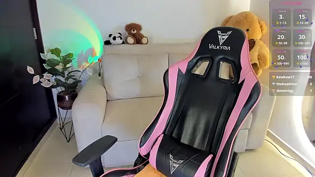 eval lee18 online show from November 28, 1:08 am