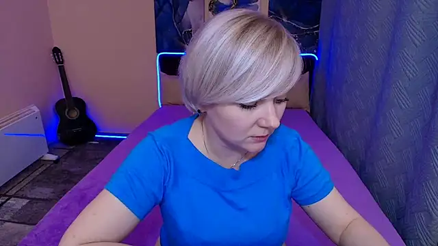 BlondPearl online show from October 2, 7:19 pm