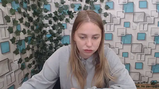 klerkarina online show from October 6, 5:02 am