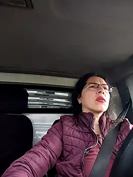 SquirtyMellissaLabia online show from March 24, 7:36 am