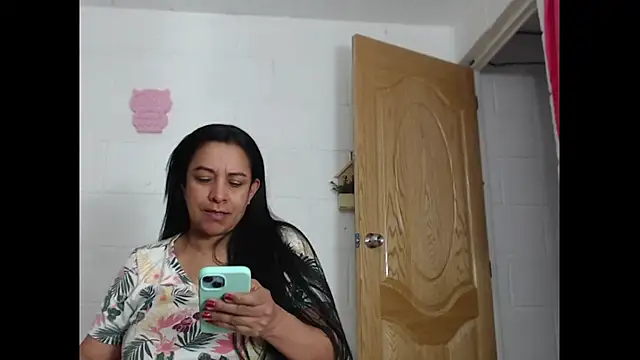 Dulce Anita online show from June 29, 9:47 pm