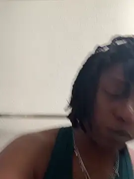 markquanna online show from April 2, 10:40 pm