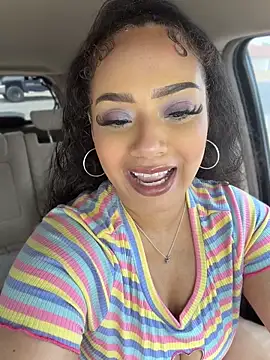 CarmelaAnthony online show from April 19, 8:11 pm