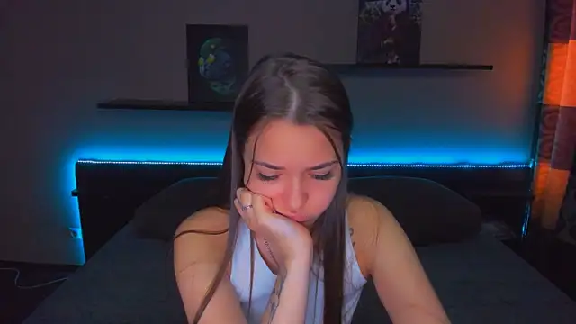 AlexaBarkley online show from April 23, 4:42 am