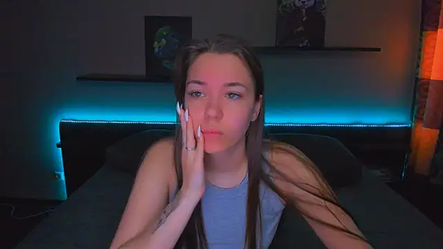 AlexaBarkley online show from April 27, 12:30 am