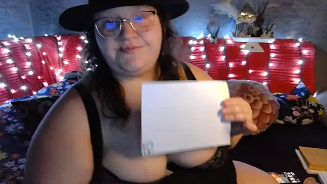 ThickBones online show from October 31, 6:34 pm