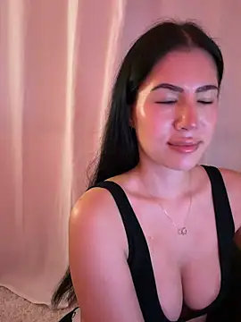 clairewntr online show from April 20, 8:34 pm