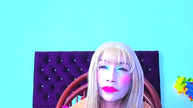 almabeckelt online show from February 3, 8:12 pm