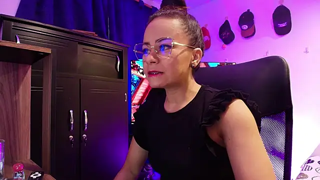 MistressSlut1 online show from December 20, 11:47 am