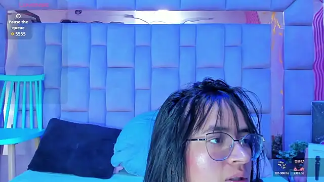 violeta sexx  online show from April 17, 5:31 am