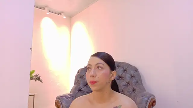 niky smit online show from April 23, 10:44 am