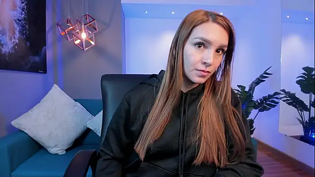 miataylorr1 online show from February 18, 11:53 am