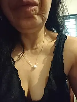 Susannemilf online show from April 25, 3:53 am