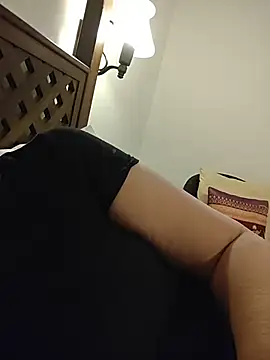 Susannemilf online show from February 2, 1:21 pm