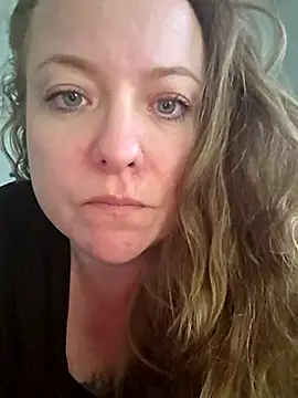 julimonroe online show from February 13, 12:01 am