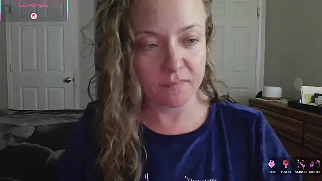 julimonroe online show from September 30, 2:17 am