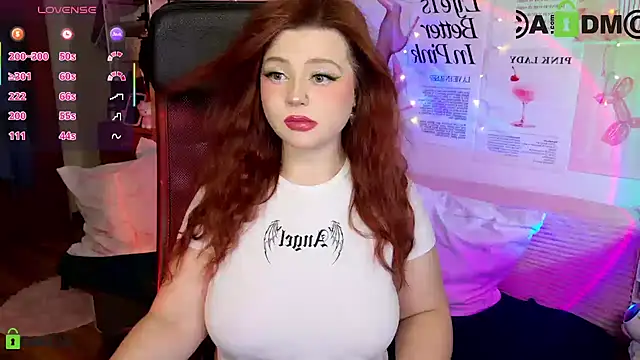 goddesstella online show from June 22, 12:15 am