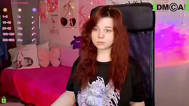 goddesstella online show from April 24, 2:47 am