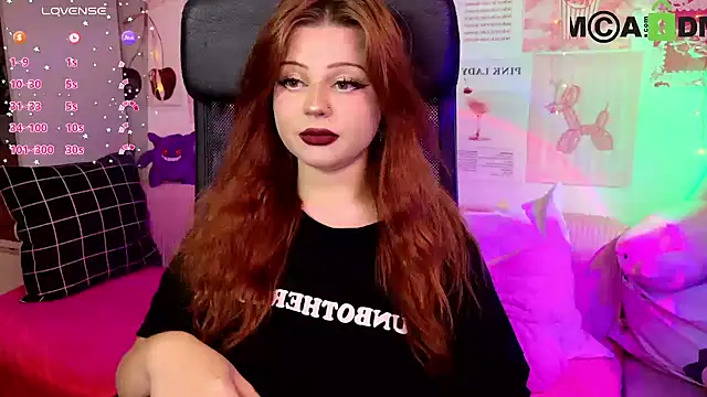 goddesstella online show from July 18, 1:53 am