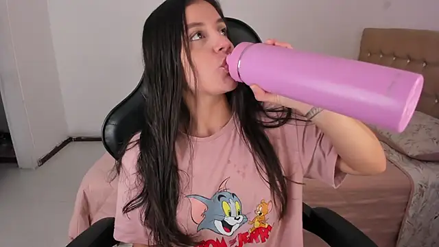 EmmaGrace1999 online show from April 17, 2:57 am