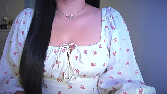 TheGoldenGirl online show from June 16, 5:25 pm
