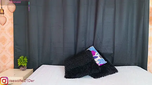 Snapshot of DENISE_WOLFE chatting on October 11, 12:41 pm DENISE WOLFE online show from October 11, 12:41 pm