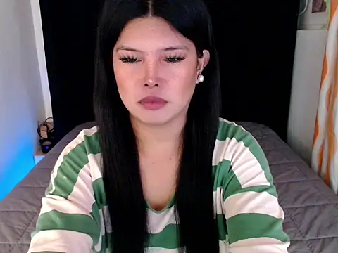 Snapshot of Angelic_Fuckerxxx chatting on September 15, 12:46 pm Angelic Fuckerxxx online show from September 15, 12:46 pm