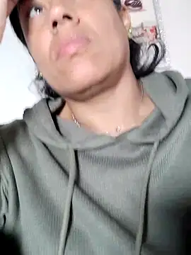 Molly newman6 online show from April 11, 11:03 am